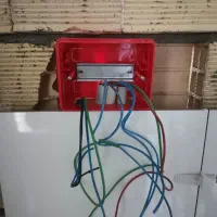 کار کاشی کاری و سیمان کاری