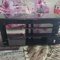 میز تلوزیون شیشه ای
