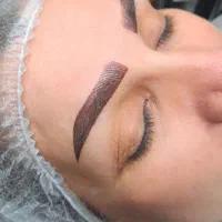 انجام میکروبلیدینگ ابرو، میکروشیدینگ ابرو