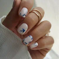 ناخن کار و طراح ناخن