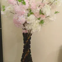 گل و گلدان