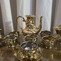 سرویس صبحانه خوری طلایی و گلدان