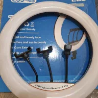 رینگ لایت ljj45 با پایه