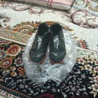 کفش ورزشی صاف
