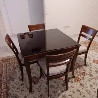 میز ناهارخوری چهار نفره