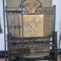 تخت دو طبقه آهنی