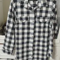 مانتو و روسری در حد نو