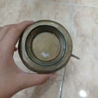 ظرف و سکه قدیمی