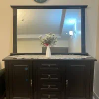 کنسول آیینه در حد نو