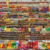 انباردار هایپرمارکت با حقوق عالی