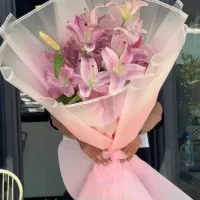 گل لیلیوم دسته گل باکس گل زیر قیمت بازار
