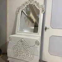میز با اینه