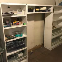 کنابخانه دستساز جدا میشه، میز کامپوتر