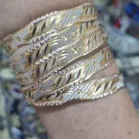 النگوی طلای آسیا