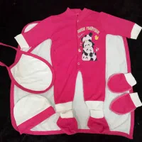 سرهمی،ست بیمارستانی،کاپشن شلوارنوزادی قنداق فرنگی