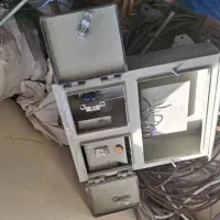 مقداری لوازم آسانسور