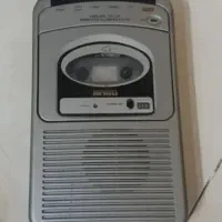 ظبت کاست و تلفن قدیمی