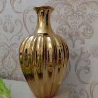 گلدان سرامیکی با آبکاری طلایی