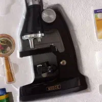 میکروسکوپ ازمایشگاهی