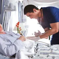 خدمات پرستاری در منزل با ۵۰٪ تخفیف ویژه