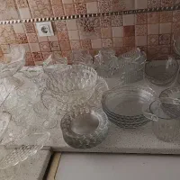 ظرف شیشه ای