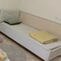تخت تک نفره ب همراه خوش خواب
