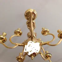 یک عدد لوستر نو نو