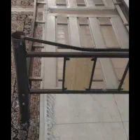 تخت فلزی کاملا سالم تخفیف دار