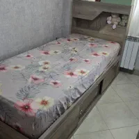 تخت تک نفره به همراه تشک رویال