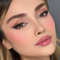 انجام خدمات میکاپ برای شما زیبا رویان