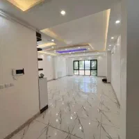 چند قدمی براصلی پارکینگ اختصاصی