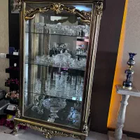 دکور پشت آینه بزرگ
