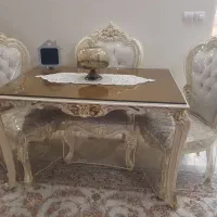 میز ناهار خوری سلطنتی کلاسیک  چهار نفره طلا کوب