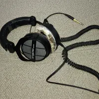 اسپیکر مانیتورینگ adam audio و هدفون بیرداینامیک