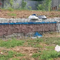 ملک با بنای قدیمی