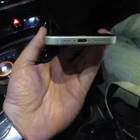 ایفون ۱۶ نرمال سفید در حد نو با ریجستر