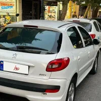 207اتومات فرانسه