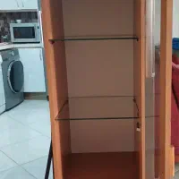 کتابخانه ویترین