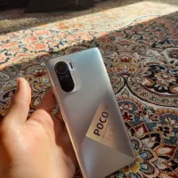 پوکو f3