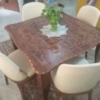 میز غذا خوری 4نفره کاملا طبی
