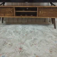 میز تلویزیون ، کنسول قاشق و چنگال پایه دار