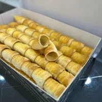 ناپلونی قیفی لوله ای بسیار ترد وخوشمزه.