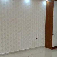 نقاشی ساختمان و طرح کاغذ دیواری