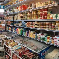 به یک فروشنده جهت همکاری در سوپر مارکت