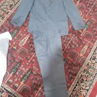 کت و شلوار مردانه و پیراهن
