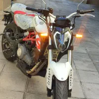 بنلی ۳۰۰ مدل ۴۰۰
