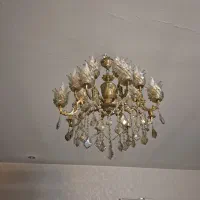 لوستر فروشی