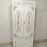 فروش کمدوآینه  درحد نو‌