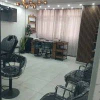 اجاره اتاق و صندلی وتخت درسالن زیبایی