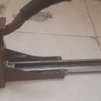 دستگاه مگنه و دستگیره پنجره
